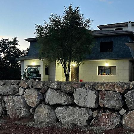 El Refugio. Villa Teruel Luaran gambar